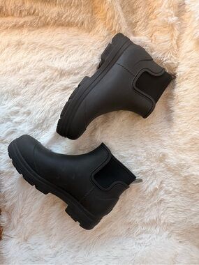 UGG Women’s Droplet Rain Boots - Black